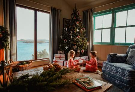 Isles of Scilly Christmas Gift Guide: Unique Gifts and Experiences from the Islands