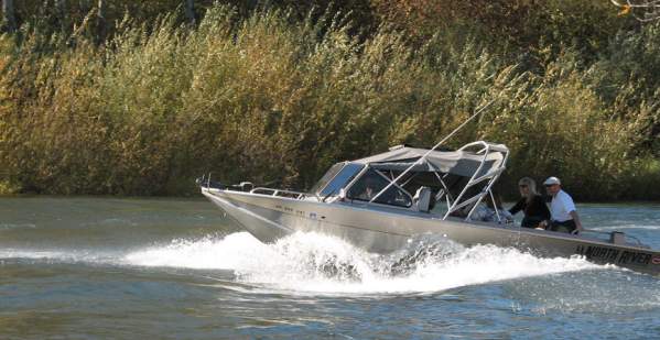 Scenic Jet Boat Tours, Willamette River, by Cari Garrigus