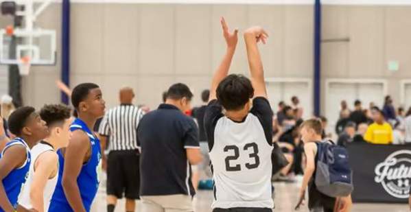 Youth Basketball at Roebbelen Center