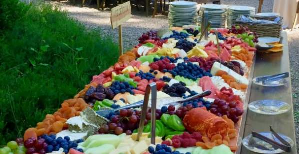 Carte Blanche Caterers - Ad
