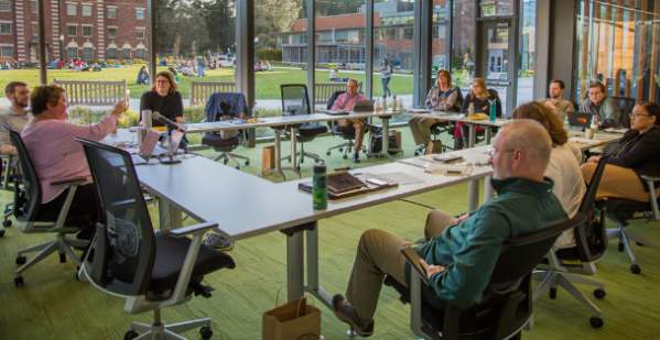 University of Oregon - Ad