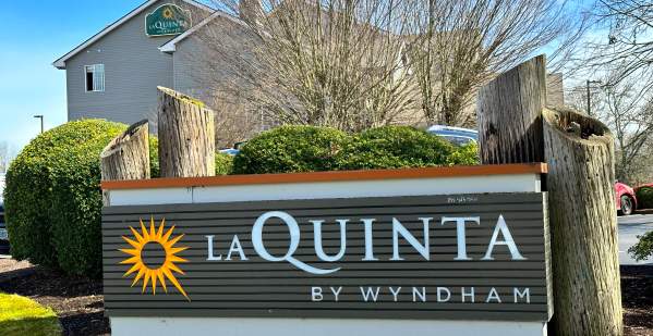 La Quinta Inn and Suites Eugene - On the Waterfront