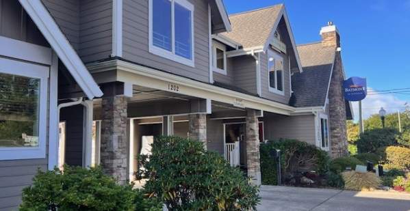 River House Inn, a Baymont by Wyndham