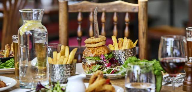 Burgers at the Black Horse