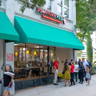 Downtown Pizza