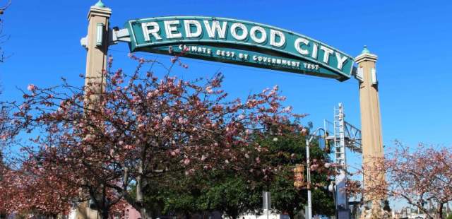 Redwood City sign