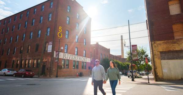 Downtown River District Walking