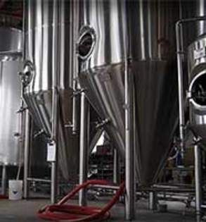 Brew tanks Rivertowne Brewing