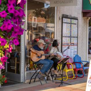 art walk musicians
