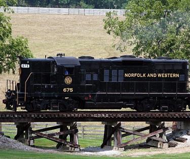 Locomotive: Bluegrass Railroad