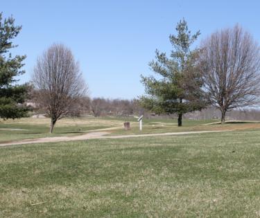 Ducker's Lake Golf Course: Frankfort, KY