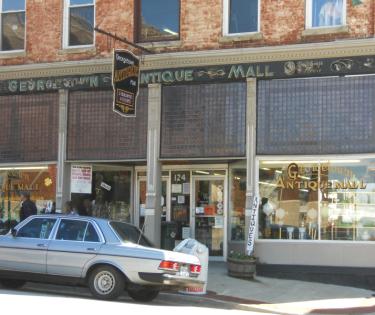 Georgetown Antique Mall: Georgetown, KY