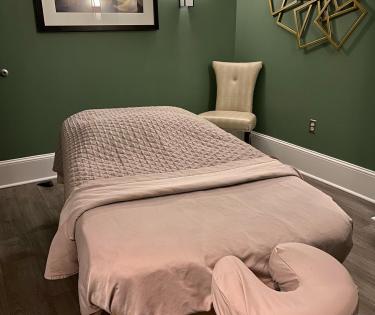Griffin Gate Spa Massage Table