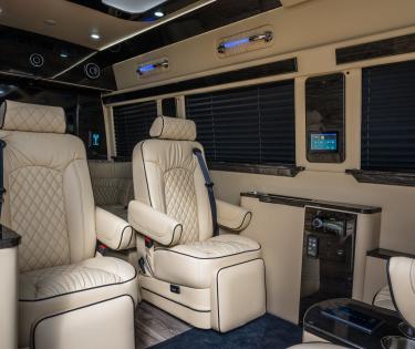Limestone Limousine Interior2