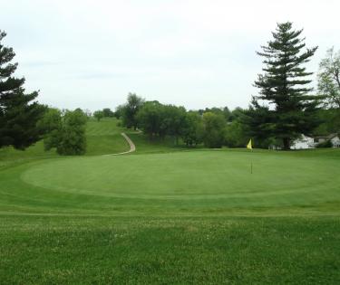 Longview Golf Course: Georgetown, KY