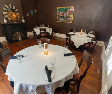 Rodney's on Broadway