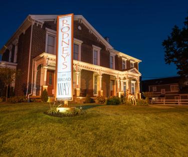 Rodney's on Broadway