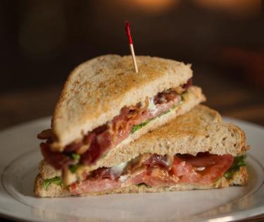 Slainte Public House