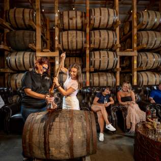 Sip Kentucky Bourbon