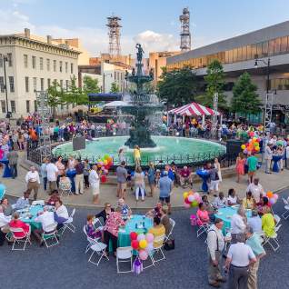 Outside event around Court Square Foundatin on Dexter Avenue