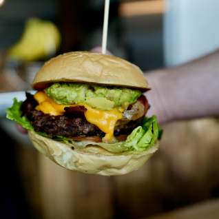Seven Brothers Burger
