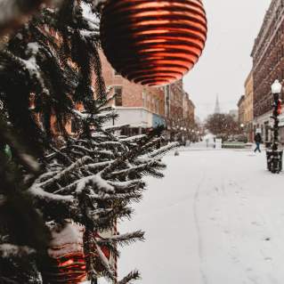 Holiday-Snow-Downtown-Cumberland-MD