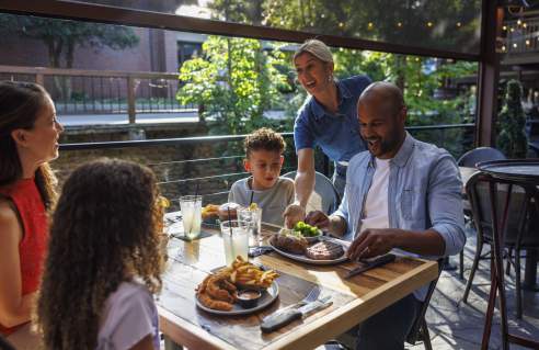 family eating restaurant