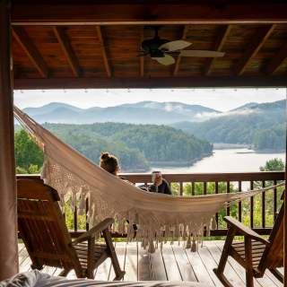 Jackson County’s Most Wished-For Airbnb Stays: 10 Properties You Need to Book