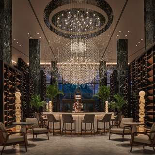 The Chandalier Bar at The Four Seasons