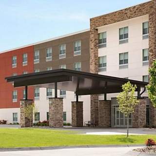 Holiday Inn Express & Suites