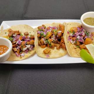 765 Lounge & Restaurant