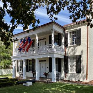 Condé-Charlotte Museum House