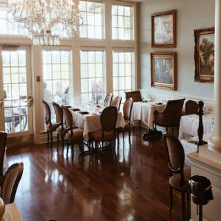The Oaklands at Riverbend Inn