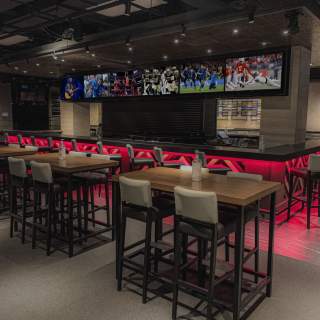 TGI Friday’s Wyndham Grand Fallsview Hotel