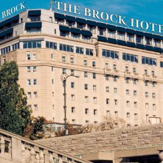 The Brock Niagara Falls - Fallsview