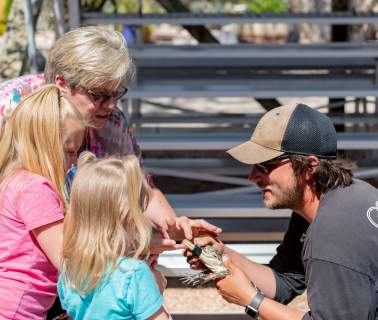 5 Things Your Reptile Lover Will Treasure At Reptile Gardens