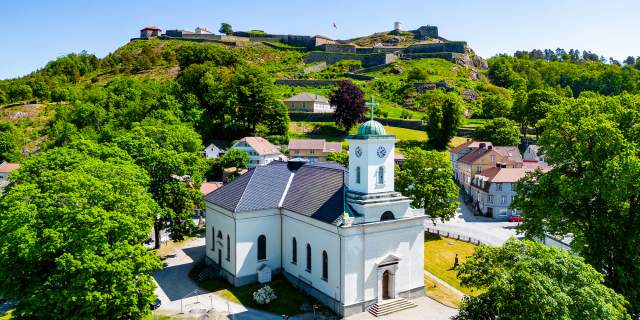 Immanuels kirke i forkant av Fredriksten Festning i Halden, langs Borgleden.