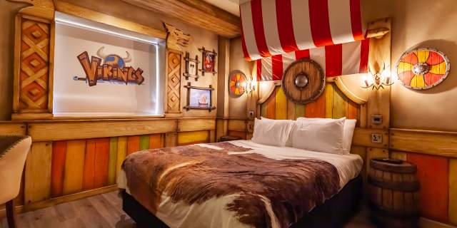 Drayton Manor Hotel Vikings themed bedroom
