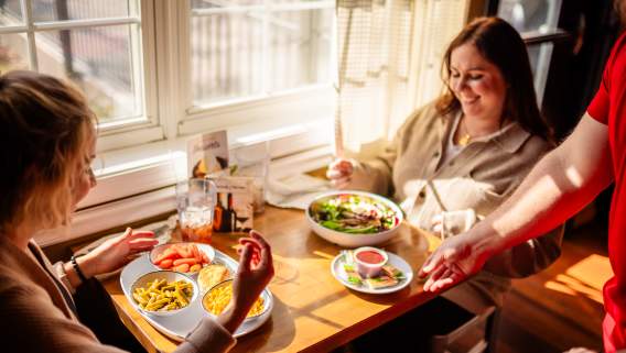 A Local's Guide to Etown: Dining