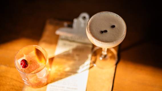 Where to Celebrate National Cocktail Day in Elizabethtown: Top Spots for a Perfect Drink