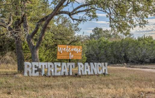 Women's Ranch  Retreat / Nourish in Nature