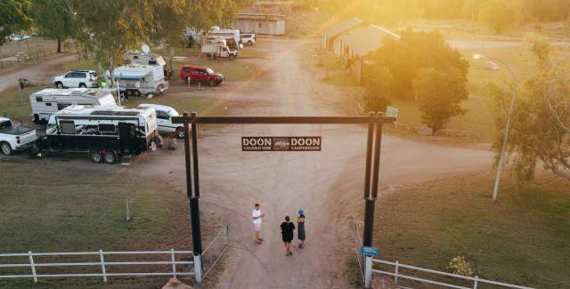 People walking through the entrance to Doon Doon Roadhouse in the Kimberley