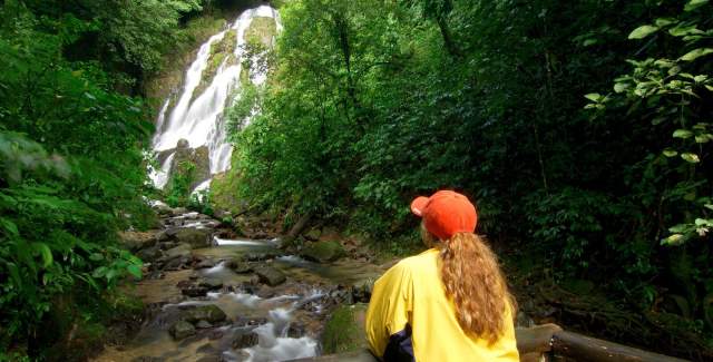 El Macho Waterfall, EL Valle de Antón, riviera