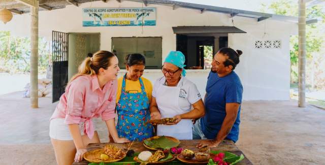 Local Gastronomy at Las Aventureras, Isla Leon, Gulf of Montijo, Veraguas province, Panamá