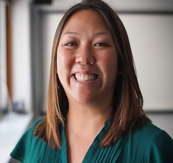 Natalie Chin Headshot