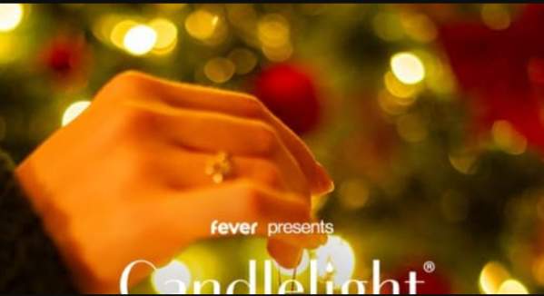 Candlelight: Christmas Classics