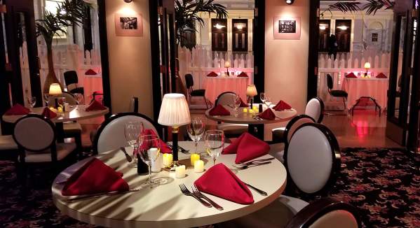 Maxwell Luciano's Restaurant & Banquet