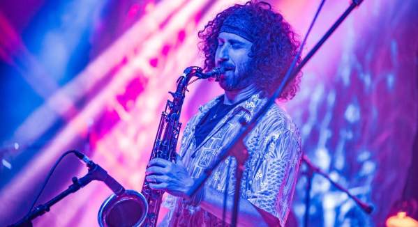Summer Concerts on the Plaza featuring Lee Ross