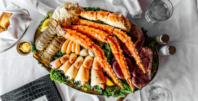 Billy's Stone Crabs Sampler Platter