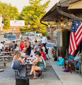 Your Veteran-Owned Business Guide to Clarksville, TN